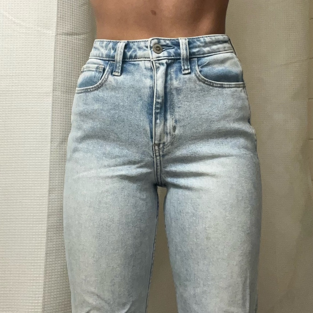 Ultra High Rise Mom Jean Hollister Vintage Stretch